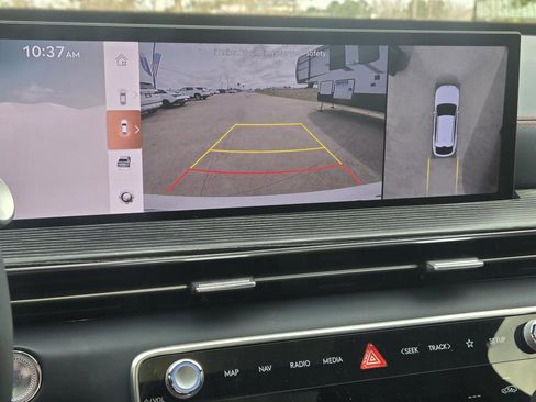 Used 2025 Genesis GV80 3.5T image 16