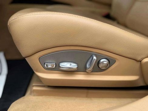 Used 2011 Porsche Panamera 4 image 27