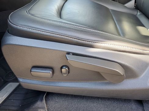 Used 2021 Chevrolet Colorado ZR2 w/ ZR2 Dusk Special Edition image 6