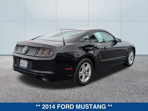 Used 2014 Ford Mustang Coupe image 5