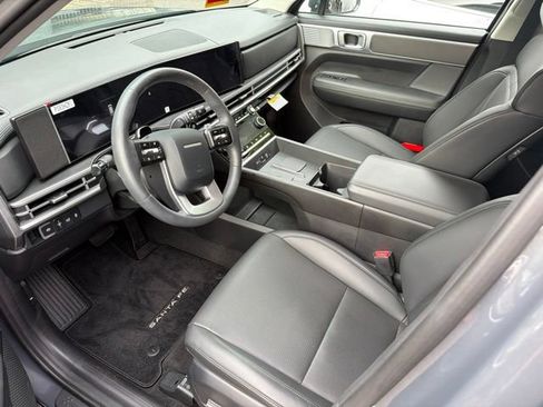 Used 2025 Hyundai Santa Fe SEL AWD/4WD image 18