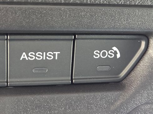 New 2025 Jeep Gladiator Mojave w/ Steel Bumper Group image 22