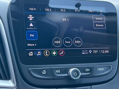 Used 2022 Chevrolet Malibu LT image 17