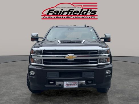 Used 2019 Chevrolet Silverado 3500 High Country w/ Duramax Plus Package image 8