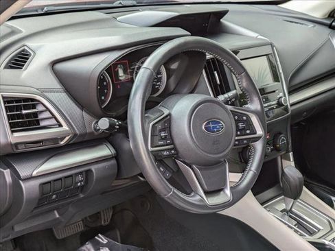 Used 2020 Subaru Forester Premium image 10