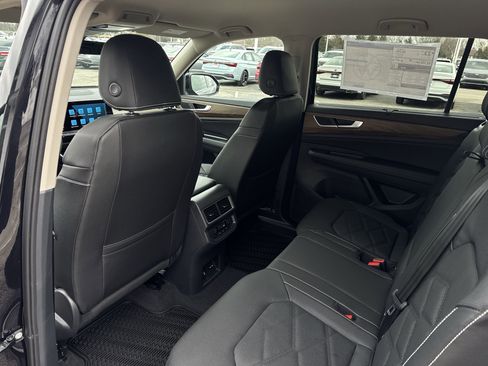 New 2026 Volkswagen Atlas SE image 21