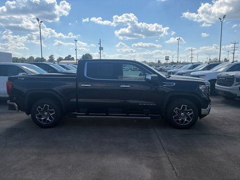 New 2026 GMC Sierra 1500 SLT w/ SLT Premium Plus Package AWD/4WD image 7