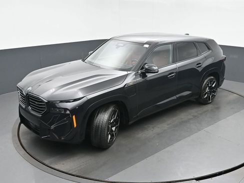 Used 2023 BMW XM AWD/4WD image 36