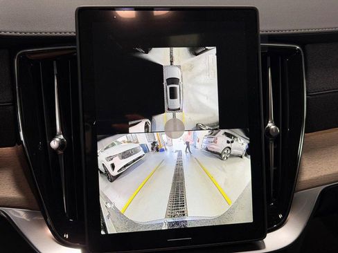 New 2026 Volvo XC90 B5 Plus w/ Protection Package image 15
