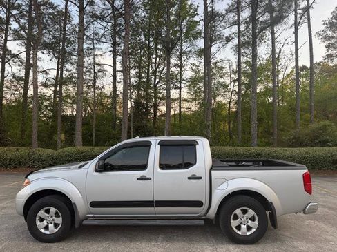 Used 2013 Nissan Frontier SV w/ SV Value Truck Pkg image 4