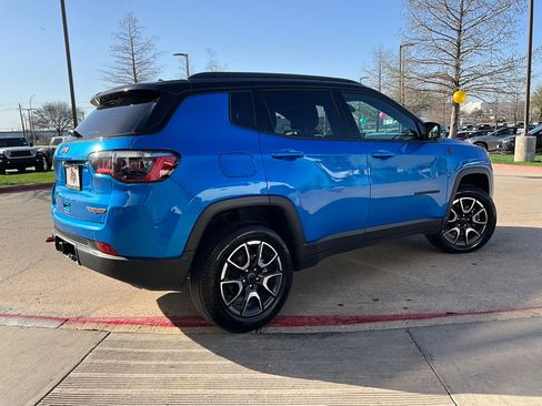 Used 2025 Jeep Compass Trailhawk w/ Trailer Tow Group image 6