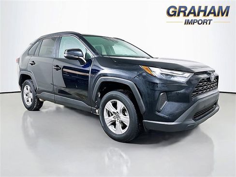 Used 2024 Toyota RAV4 XLE image 1