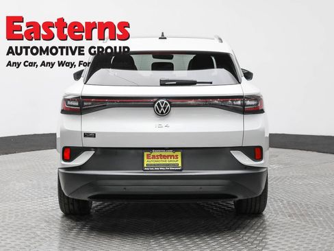 Used 2023 Volkswagen ID.4 Pro image 6