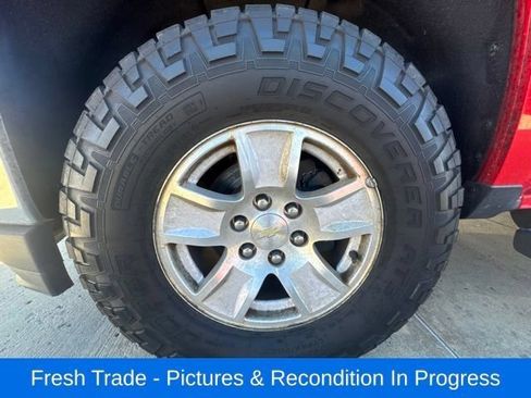 Used 2017 Chevrolet Silverado 1500 LT w/ All Star Edition AWD/4WD image 10