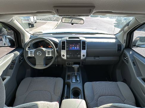 Certified 2019 Nissan Frontier SV image 27