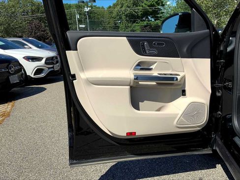 Certified 2026 Mercedes-Benz GLB 250 4MATIC image 14