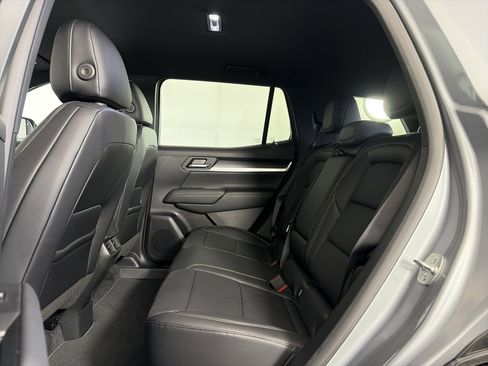 Certified 2026 GMC Terrain Elevation w/ Elevation Premium Package image 7