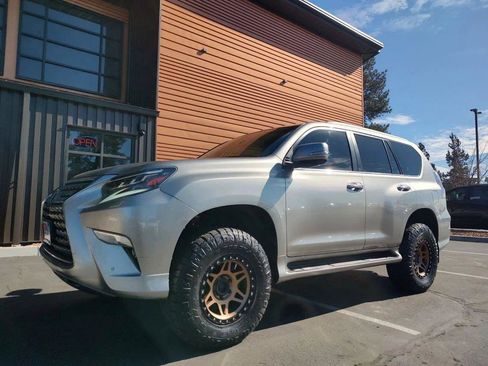 Used 2021 Lexus GX 460 Premium w/ Premium Package AWD/4WD image 1
