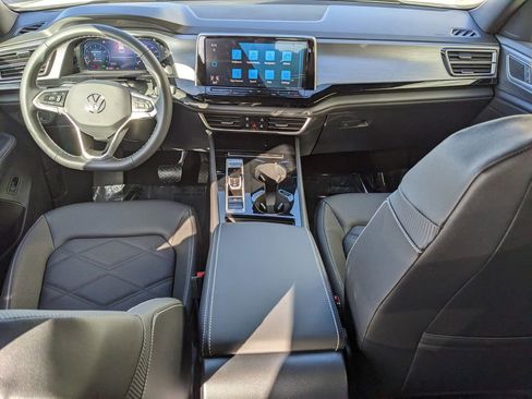 New 2026 Volkswagen Atlas Cross Sport SE image 11