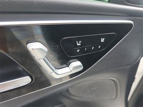 Used 2025 Mercedes-Benz C 300 C 300 image 18
