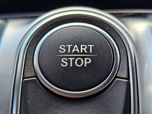 Used 2024 Mercedes-Benz EQB 250+ image 33