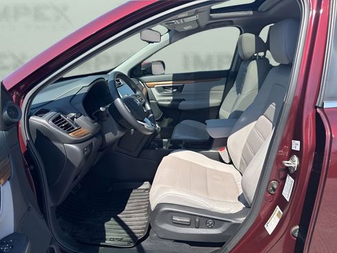 Used 2019 Honda CR-V Touring image 9
