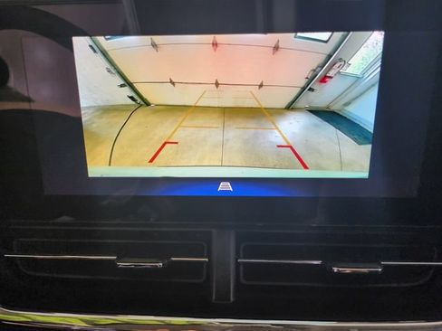 Certified 2025 Chevrolet Trax ACTIV FWD image 23