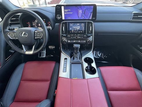 Used 2024 Lexus LX 600 F Sport image 10