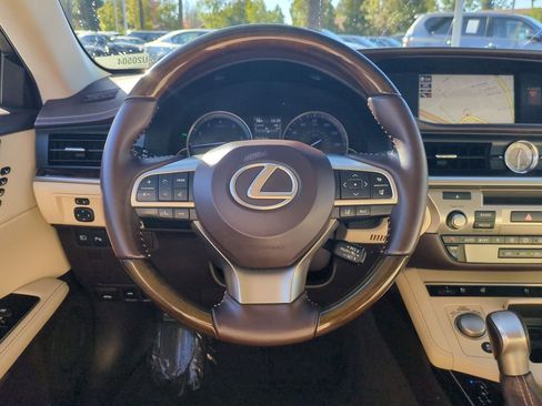 Used 2017 Lexus ES 350 image 17