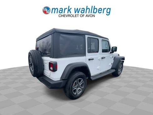 Used 2022 Jeep Wrangler Unlimited Sport AWD/4WD image 9