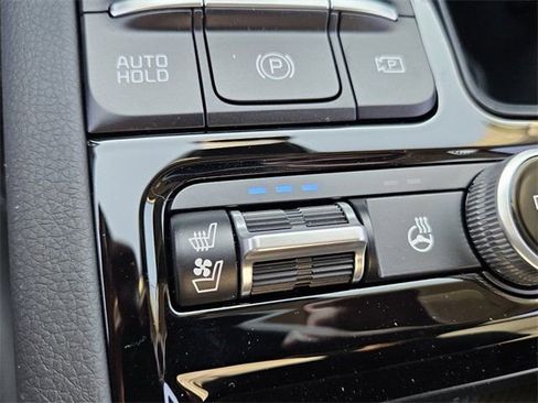 New 2025 Kia K5 EX image 20