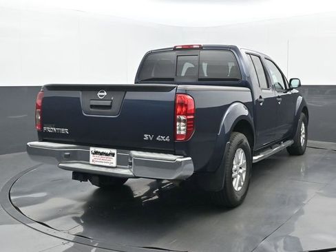 Used 2019 Nissan Frontier SV image 6