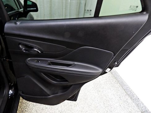 Used 2021 Buick Encore Preferred w/ Safety Package image 12