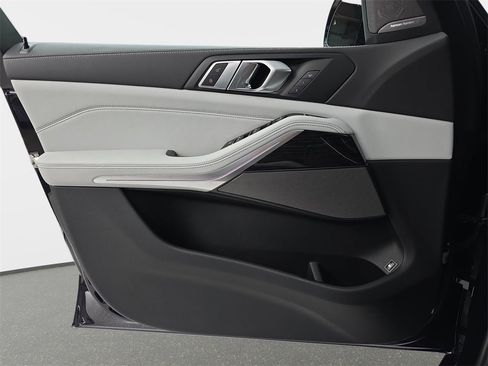 New 2026 BMW X5 xDrive50e w/ M Sport Package image 26