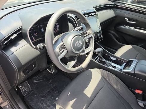 Used 2023 Hyundai Tucson SE FWD image 19