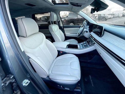 Used 2024 Hyundai Palisade Calligraphy image 33