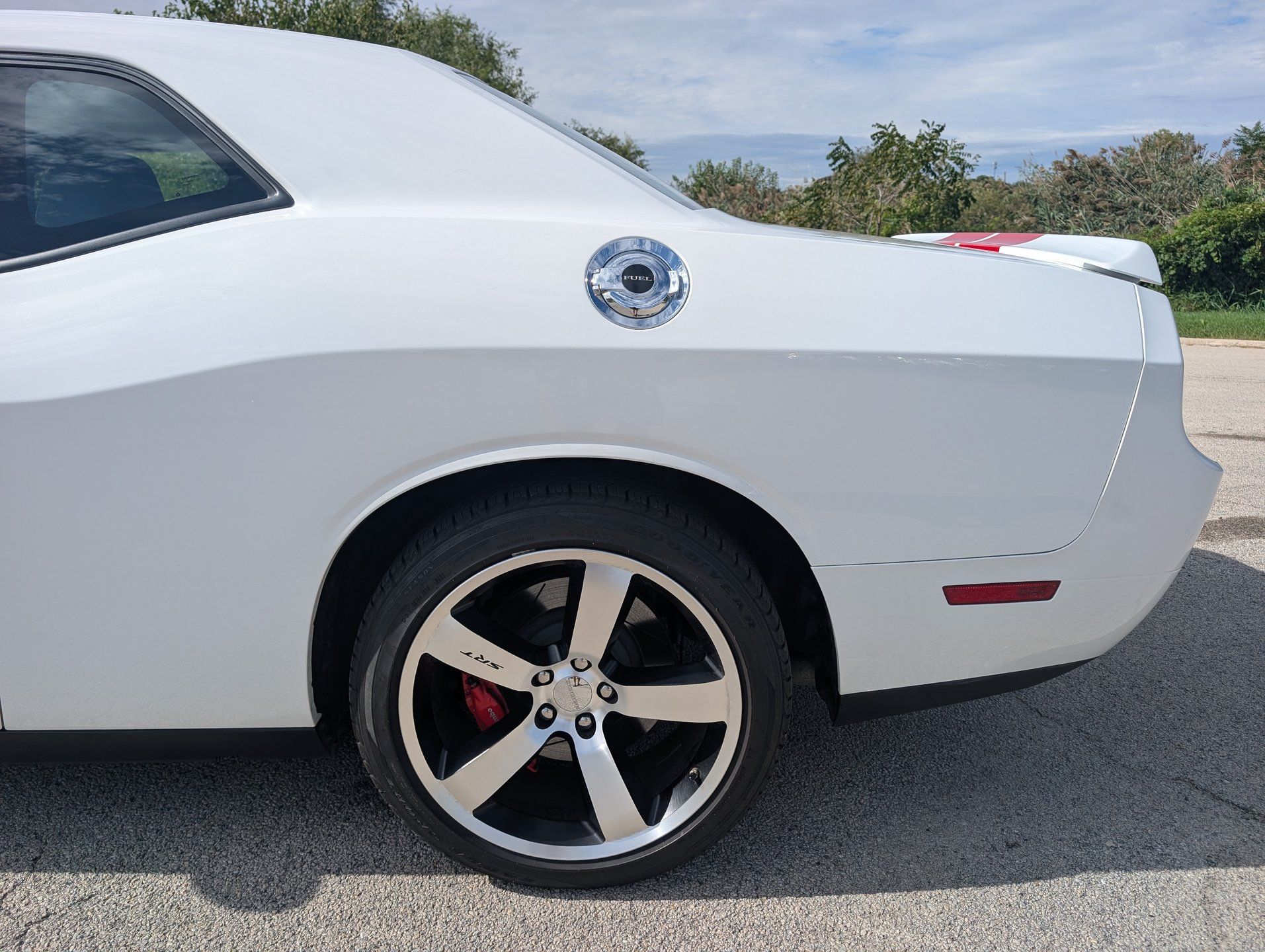 Used 2013 Dodge Challenger SRT8 RWD image 27