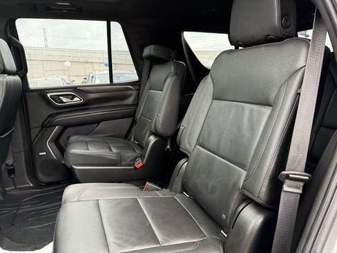 Used 2021 Chevrolet Tahoe Z71 w/ Luxury Package AWD/4WD image 24