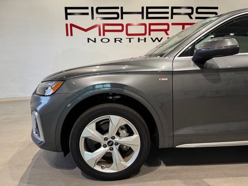 Used 2023 Audi Q5 2.0T Premium Plus w/ Premium Plus Package AWD/4WD image 3
