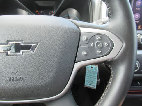 Used 2020 Chevrolet Colorado LT w/ LPO, Premium Interior Package AWD/4WD image 28