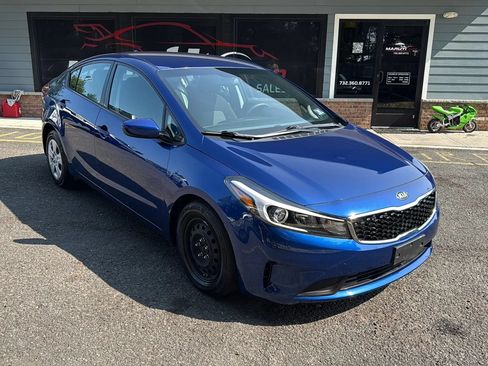 Used 2018 Kia Forte LX FWD image 3