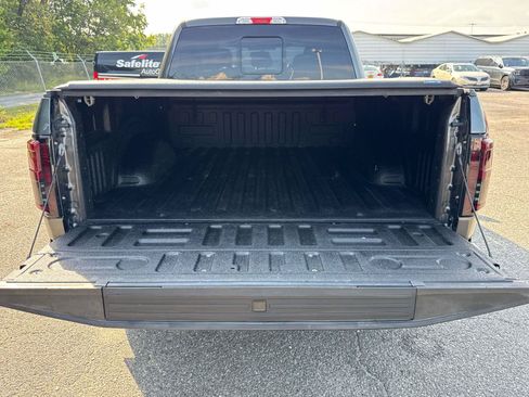 Used 2018 Ford F150 XLT w/ Equipment Group 302A Luxury AWD/4WD image 27