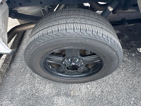 Used 2018 Ford F150 XLT RWD image 12