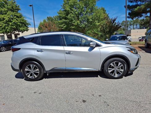 Used 2023 Nissan Murano SV image 7