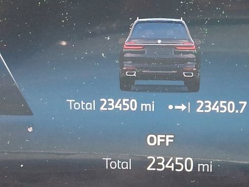 Used 2026 BMW X7 xDrive40i AWD/4WD image 5