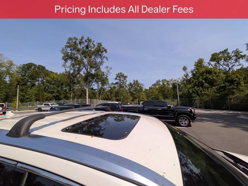Used 2016 Toyota Highlander XLE FWD image 11