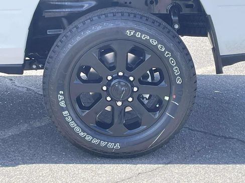 New 2026 RAM 2500 Laramie AWD/4WD image 10