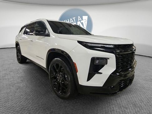 Certified 2024 Chevrolet Traverse RS AWD/4WD image 1