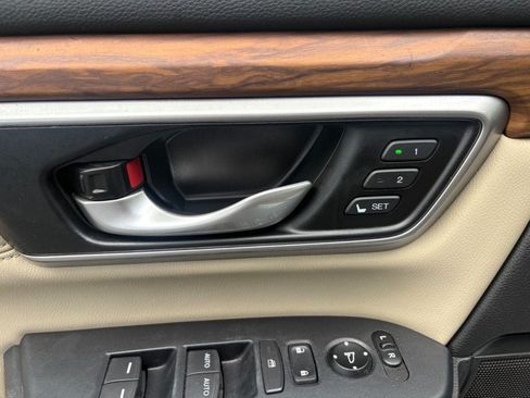 Used 2019 Honda CR-V EX-L image 17