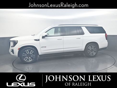 Used 2023 GMC Yukon XL AT4 w/ AT4 Premium Plus Package image 2